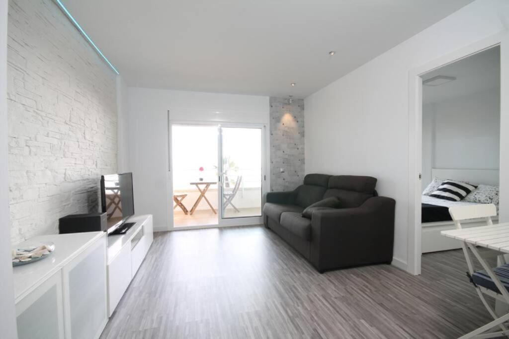 Apartamento Con Vistas Al Mar En カンブリルス エクステリア 写真