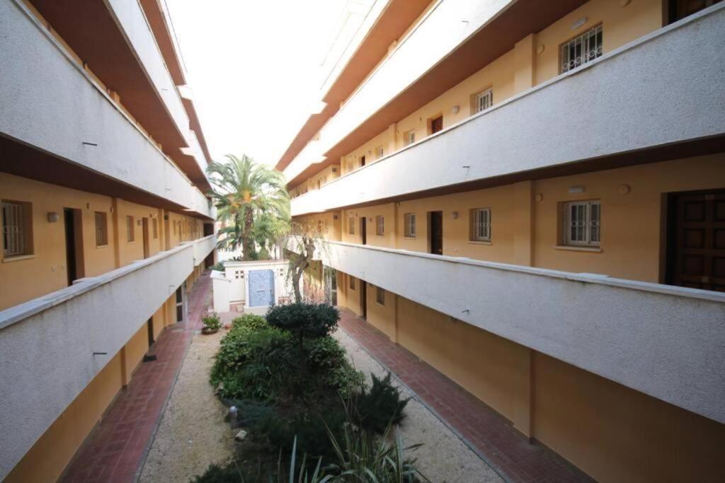 Apartamento Con Vistas Al Mar En カンブリルス エクステリア 写真